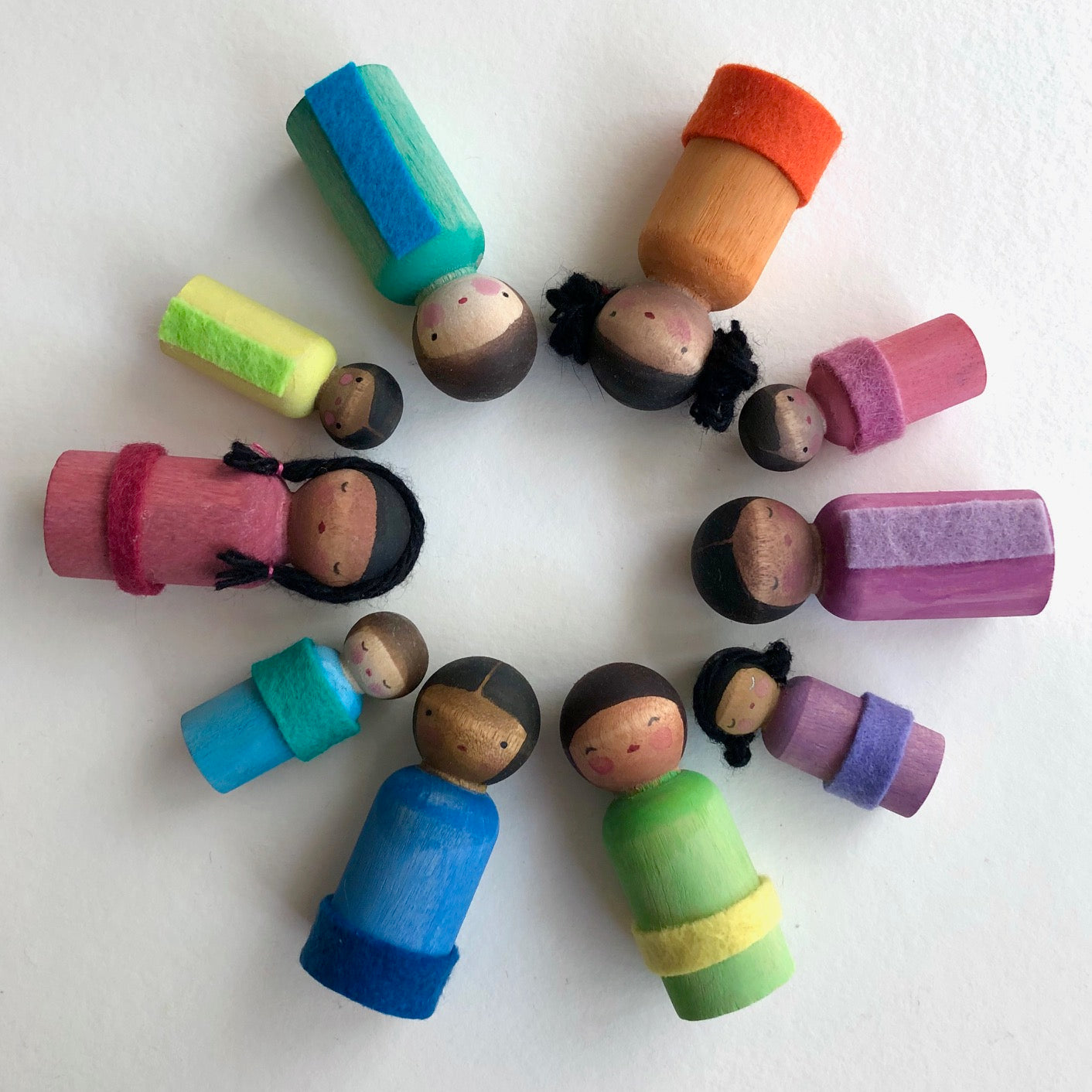 How to paint peg dolls: tips, tricks and our best advice - SPUNNYS
