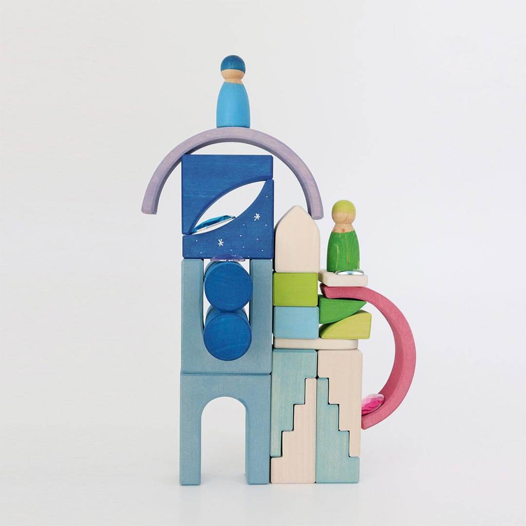 Grimm's Wooden Building World Polar Light Set structure with people