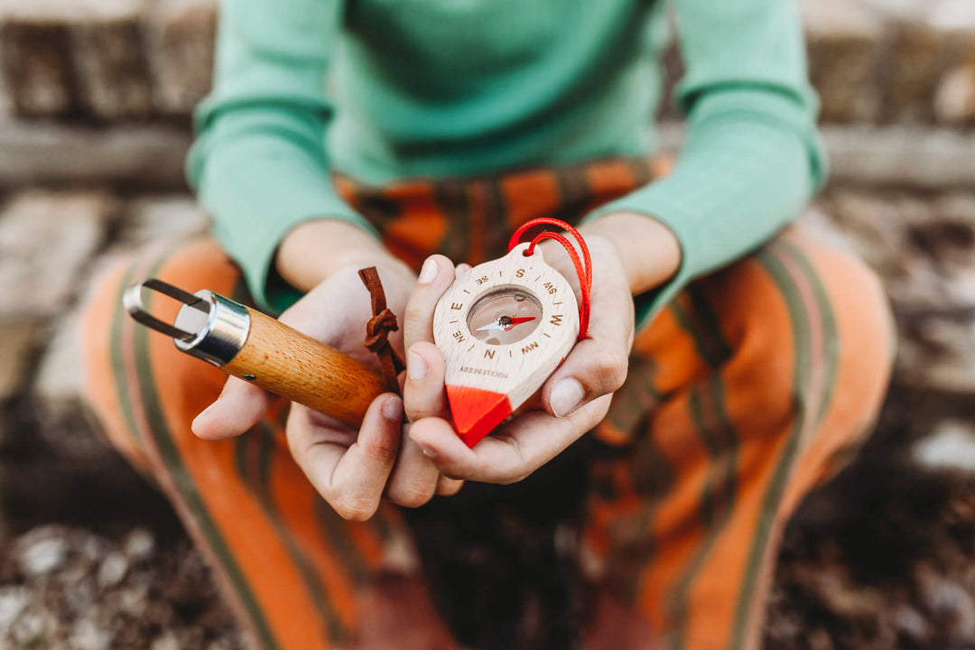 How to Use a Compass - A Guide for Kids