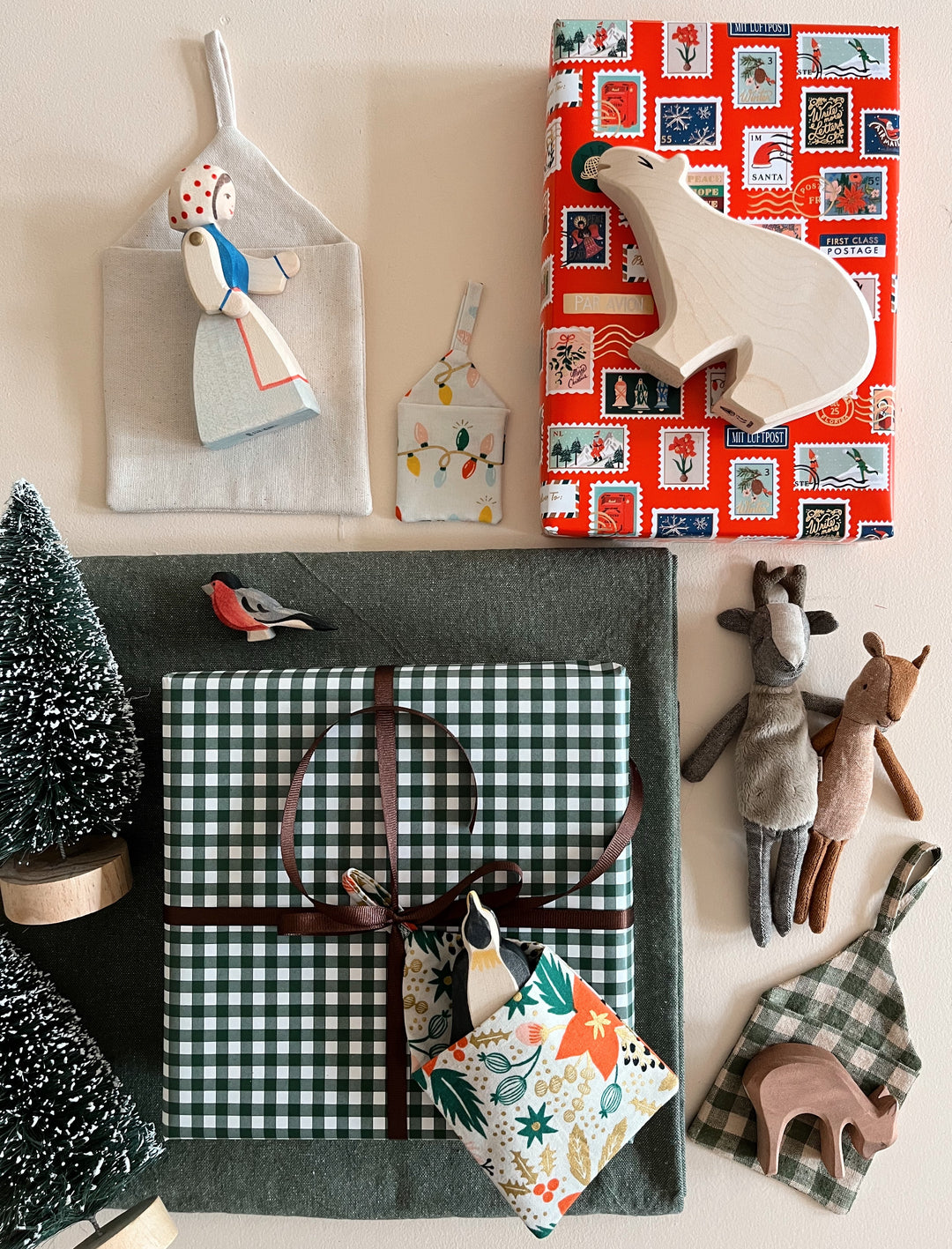 Give a Special Gift with DIY Holiday House Gift Bags