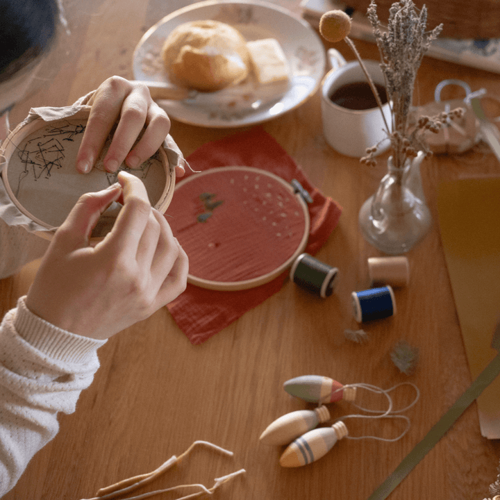 Grapat - Winter Sparkles Wooden Ornament Set - Bella Luna Toys