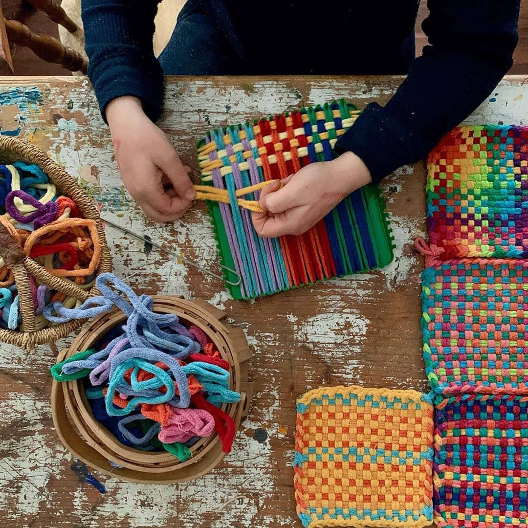 Potholder loom kit with rainbow colored string- Bella Luna Toys