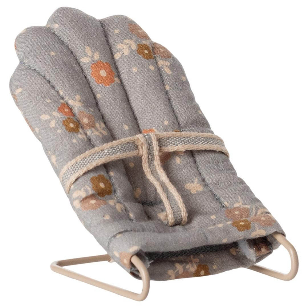 Maileg Babysitter Chair for Baby Mice in gray floral – Bella Luna Toys