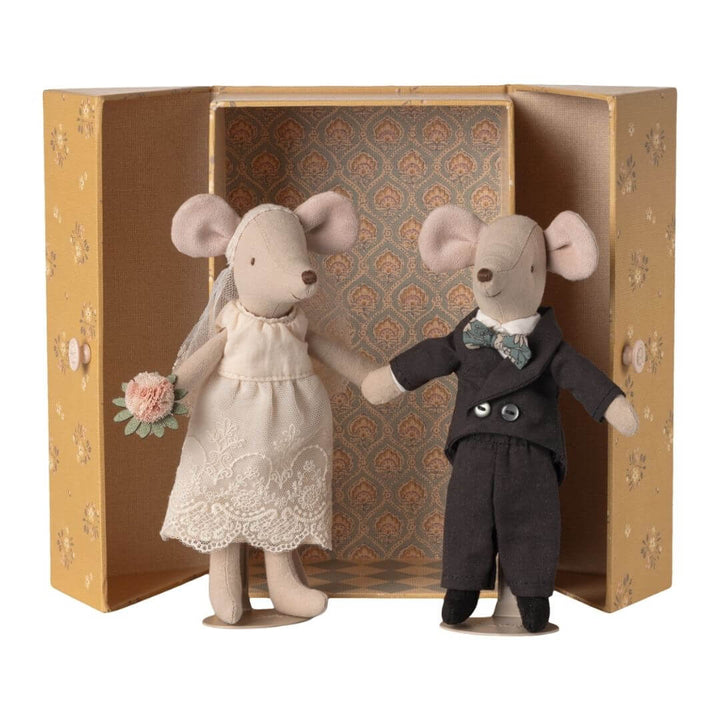 Maileg bride and groom mice in wedding attire, displayed in an illustrated keepsake box with floral details- Bella Luna Toys