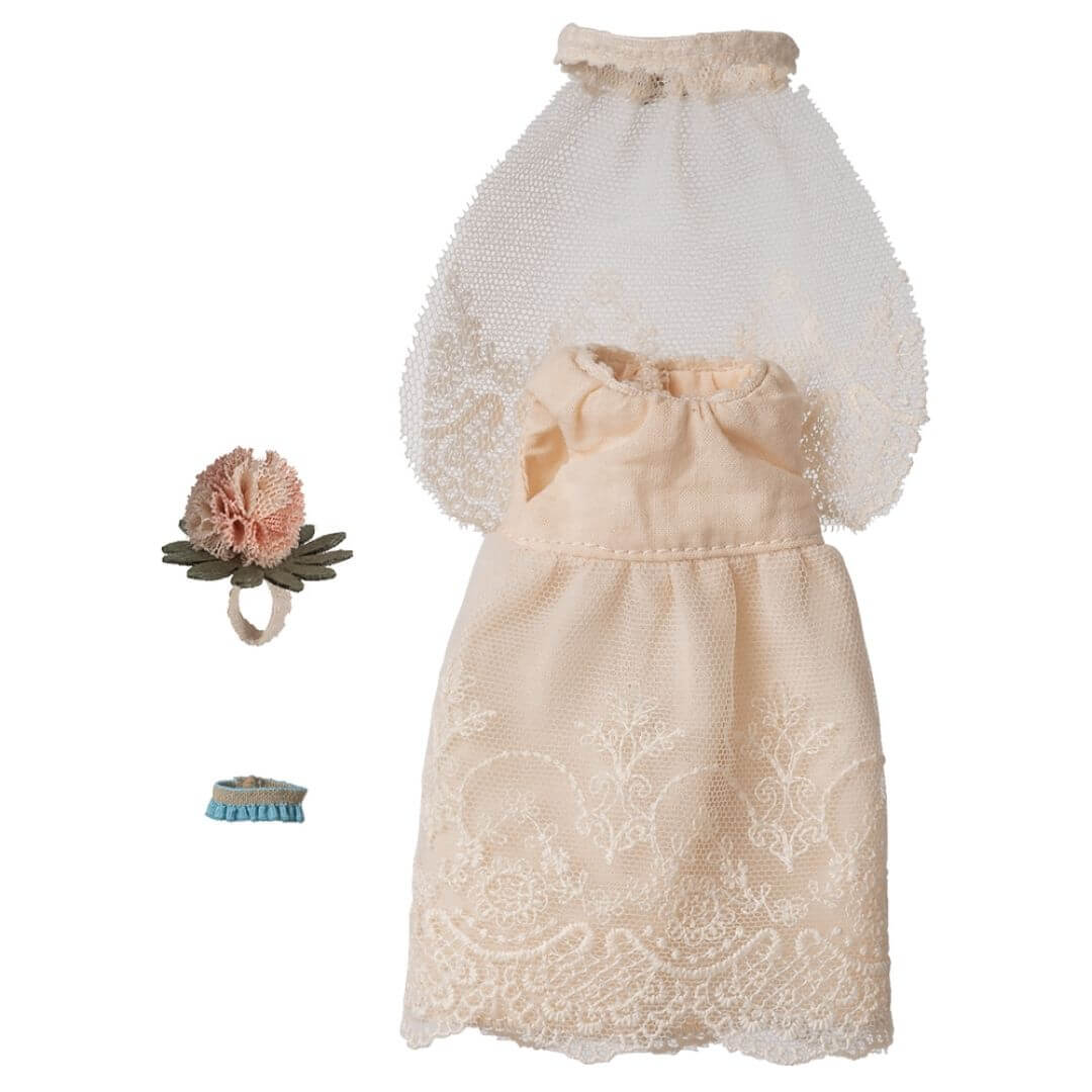 Maileg - Maileg wedding outfit for Mum Mouse featuring a white bridal dress, lace veil, bouquet, and blue garter accessory against a light background - Bella Luna Toys