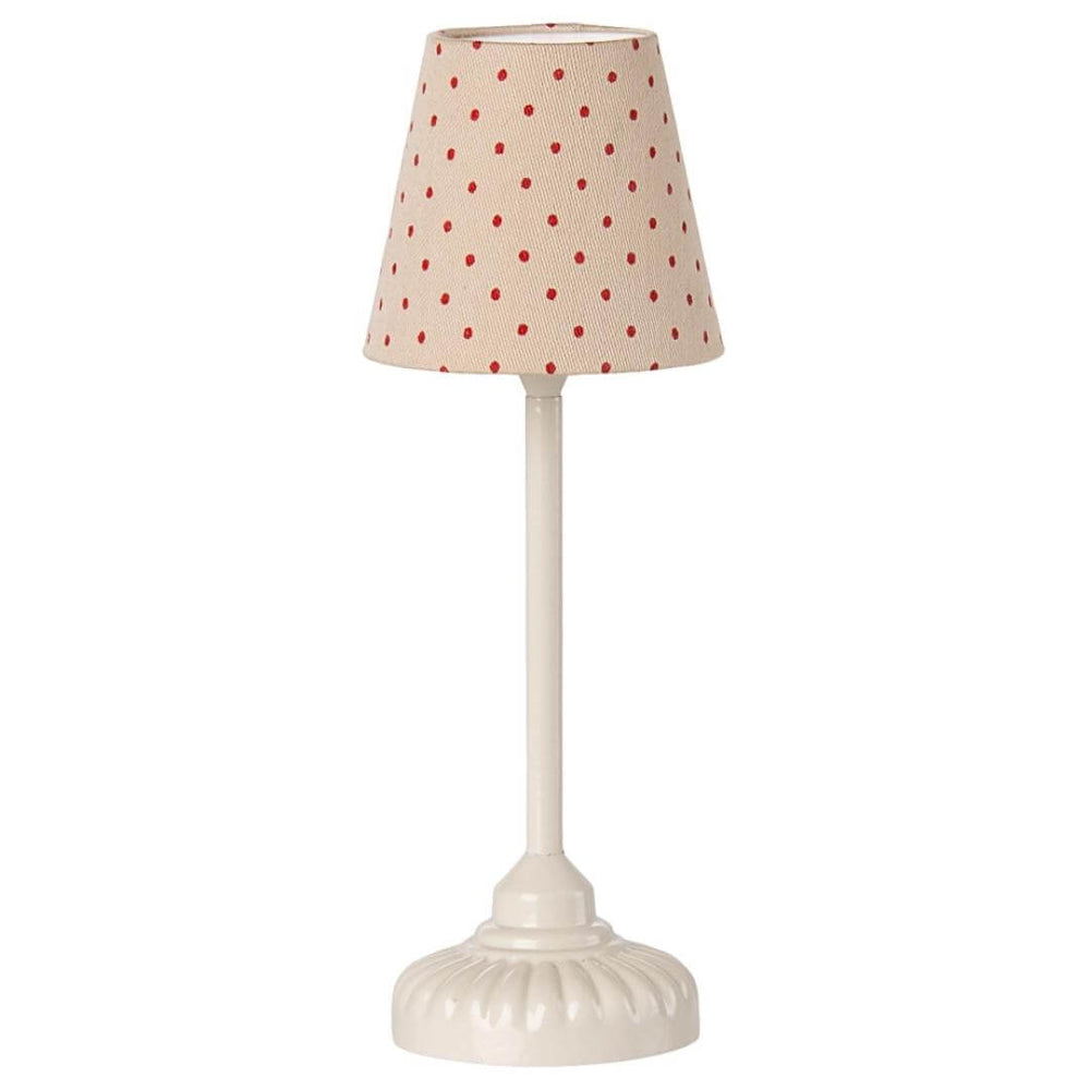 Maileg vintage-style floor lamp with sand-colored base and red dotted lampshade – Bella Luna Toys.