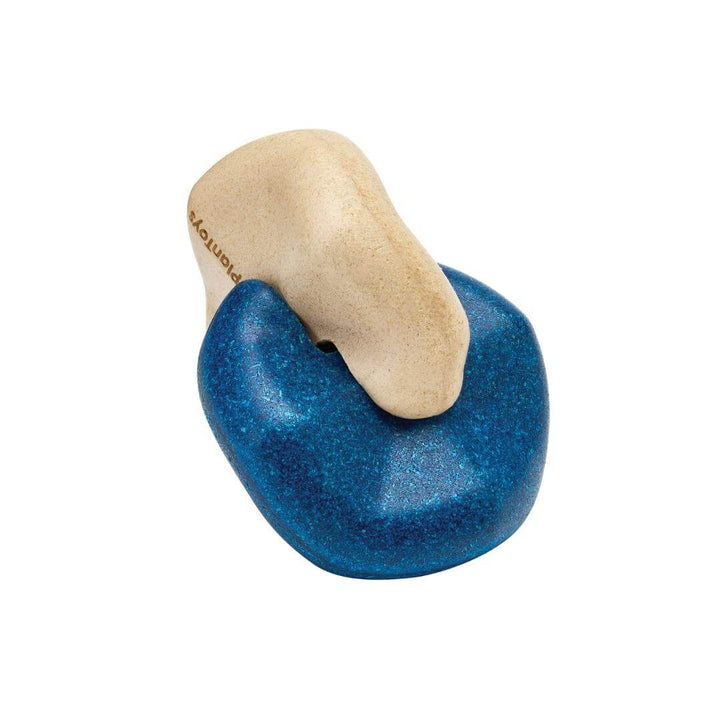 PlanToys Montessori Interlocking Rings made from PlanWood®, two connected wooden rings in natural and blue tones designed for baby motor skill development.