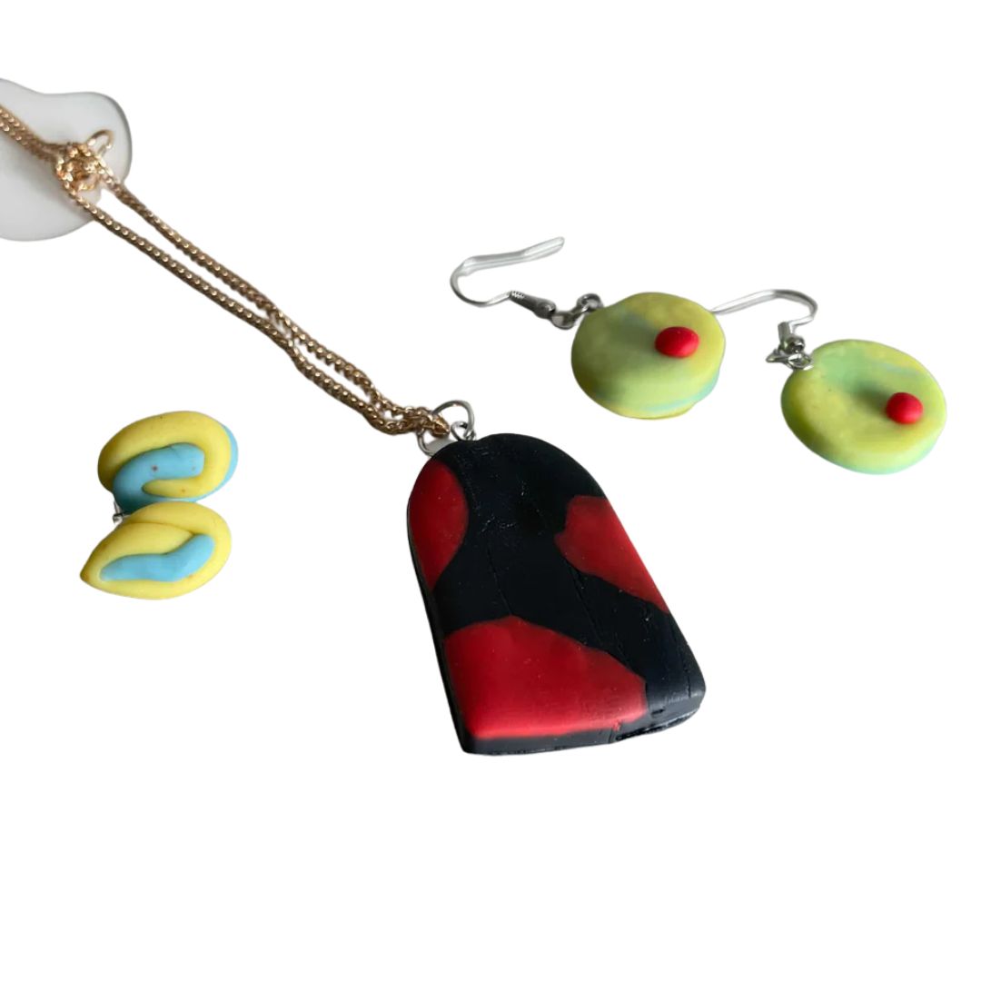  SWAKER Make Your Own Clay Jewelry - Clay Jewelry Making Craft  Kit for Girls, Arts and Crafts for Kids Ages 8-12 and Up, Oven Bake Polymer  Clay Kit for Creating Jewelry