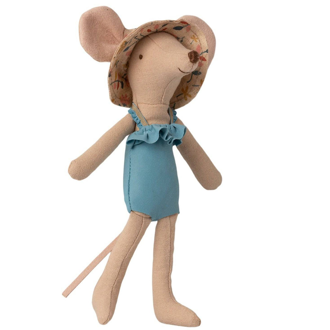 Maileg Mom Mouse in a "Cabin de Plage" Cabana - Stuffed Animals -Bella Luna Toys