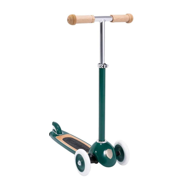 Banwood vintage style scooter with 3 wheels and adjustable handlebar
