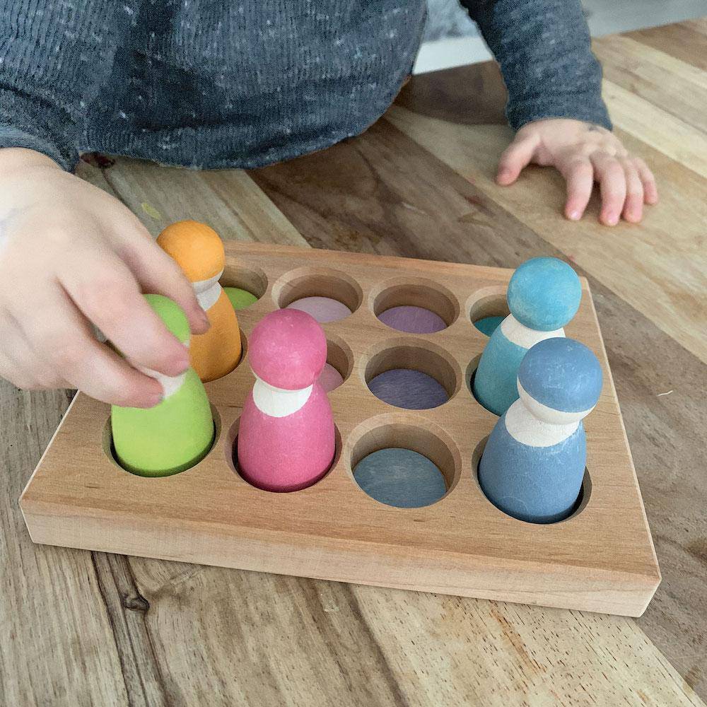 Wooden Pastel Sorting Board with Peg People - Grimm's Spiel & Holz - Bella Luna Toys